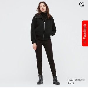 Uniqlo black cropped fleece bomber jacket Medium